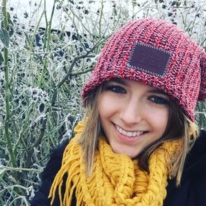 Meet your Posher, Julia